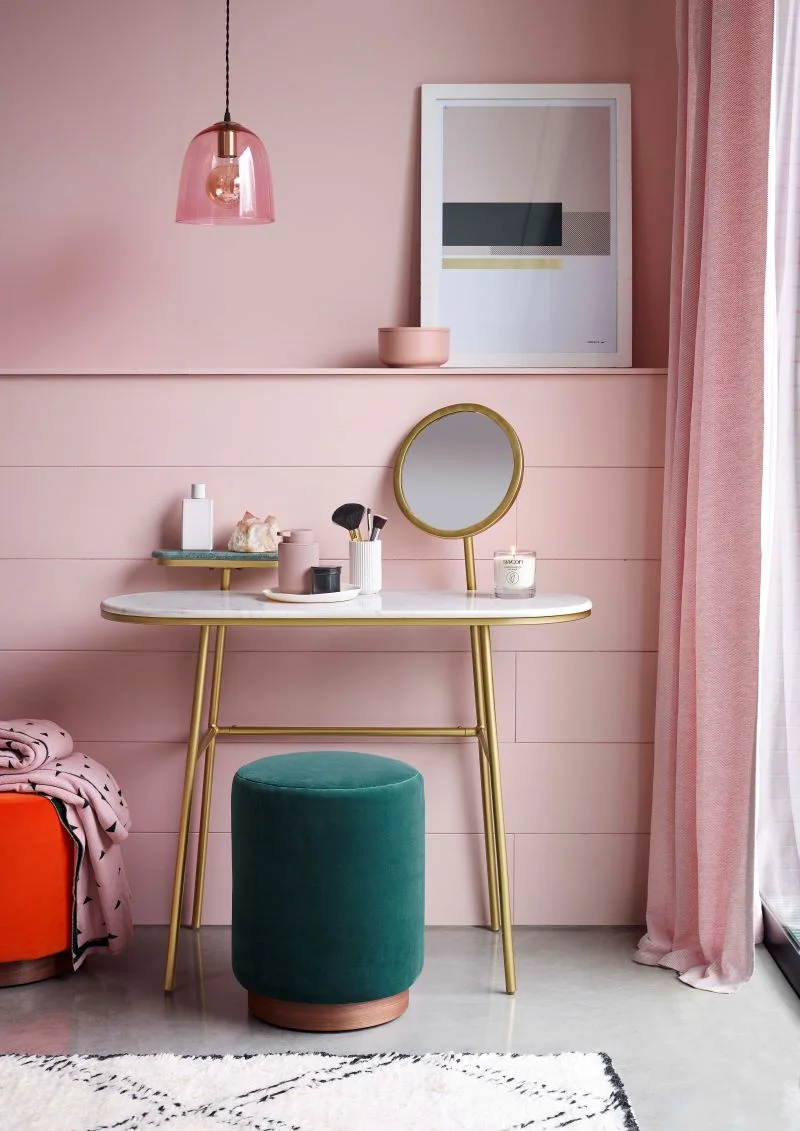 Swoon dressing deals table